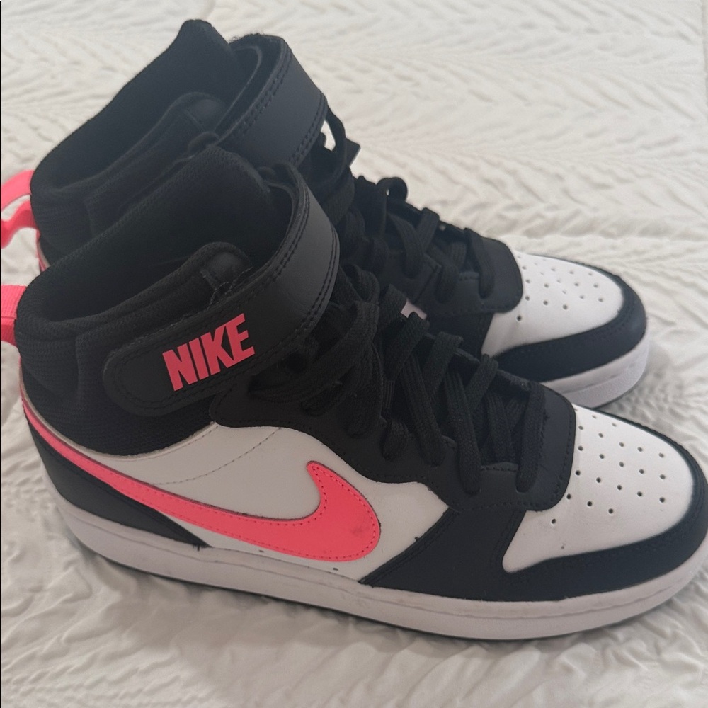 Nike Black and White Sneakers with Pink Accents